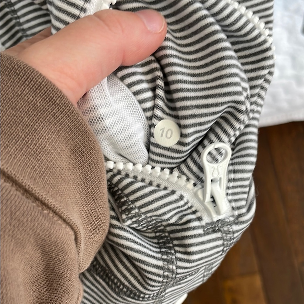 Striped Gray Zip-Up Jacket - Picture 5 of 6